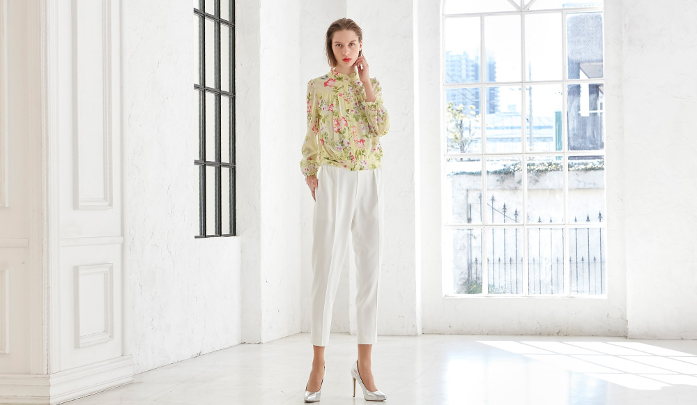 COTTON BLEND TRENCH COAT / ZIG ZAG LACE DRESS