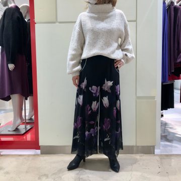 シクラメン プリントネットパンツのご紹介