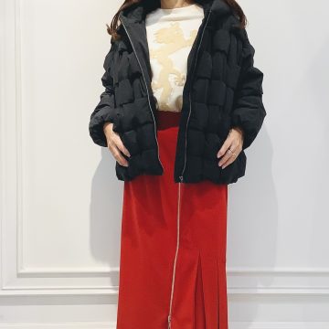 『編み込みフーディダウンジャケット』のご紹介