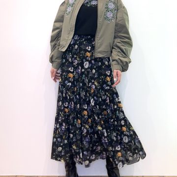 タイニーフラワープリントスカート