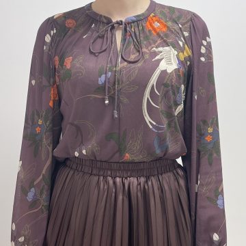 【フローラルインレイプリントオンソリッドネット】のご紹介