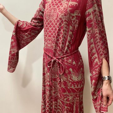 「オペラシャドウプリントネットワンピース」をご紹介