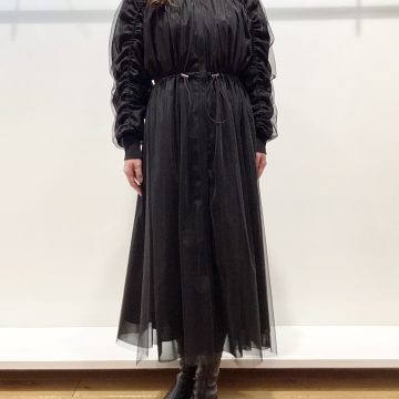 「ソリッドネットドレスコート」のご紹介